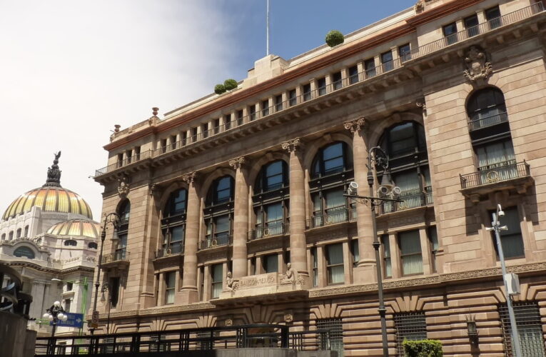Banxico recorta un cuarto de punto la tasa de interés; la deja en 6.5 %